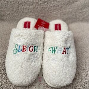 Wondershop White Fuzzy Slippers with Colorful Embroidery